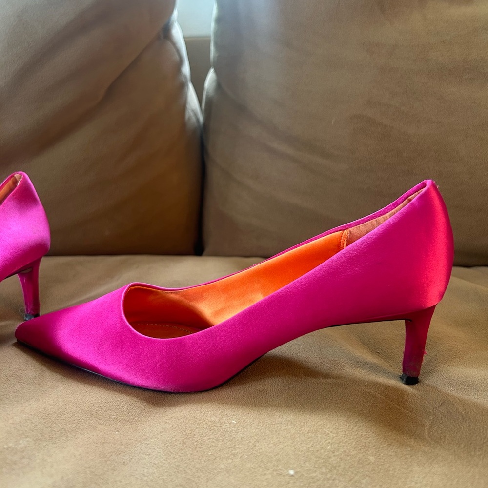 Zara Women Hot Pink Kitten Heels